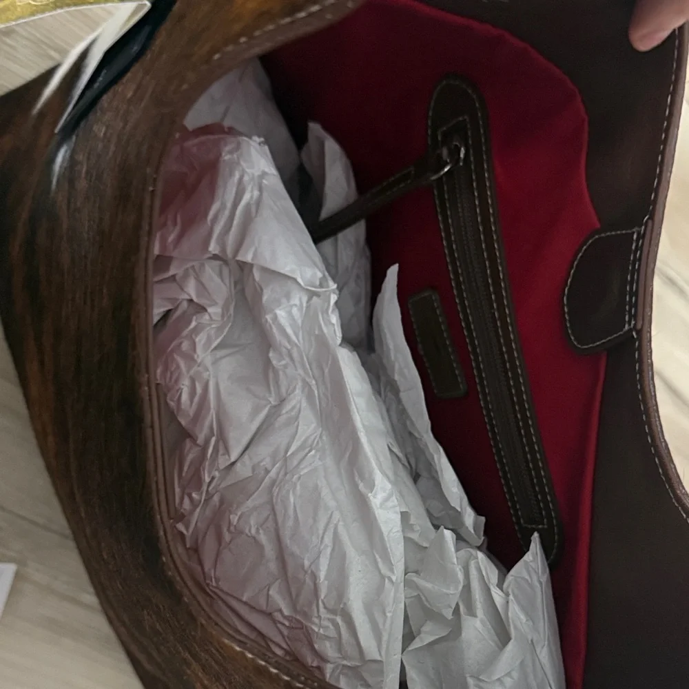 Elegant Brown and White Shoulder Bag. Made in Italy real leather - Picture 2 of 5